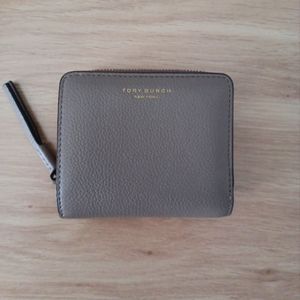 Tory Burch bifold wallet